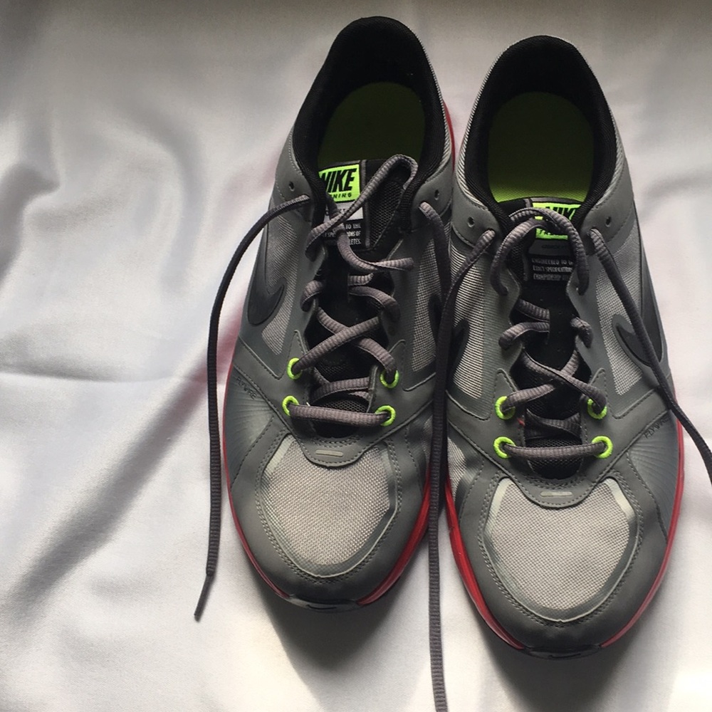 Nike Women shoe